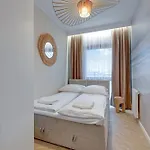 Nadmotlawie Deluxe 2 Sauna & Silownia By Grand Apartmán